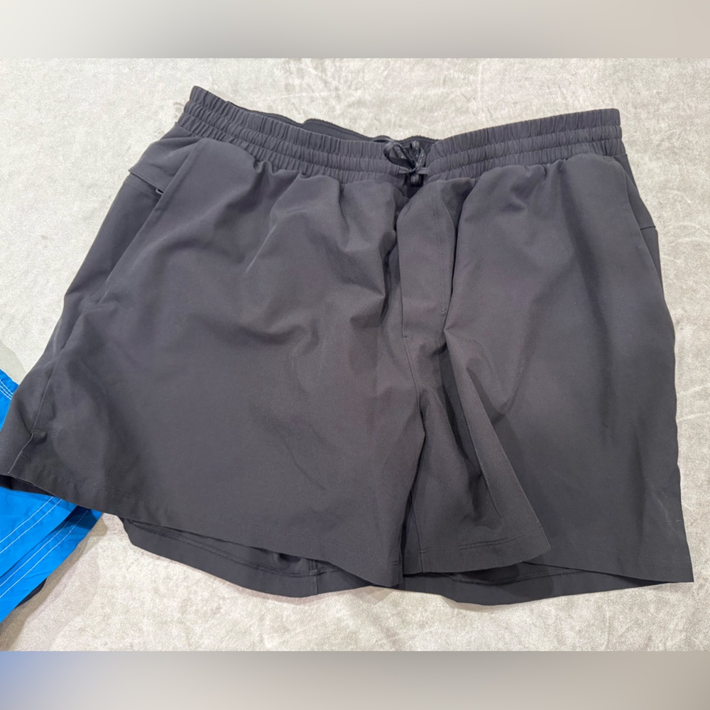 lululemon athletica Men's Charcoal Athletic Shorts
